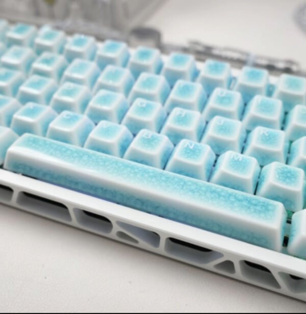 wooting 60he+Magnetically adjustable axis gaming keyboard with a hollowed-out shell and Lake Light Ceramic coating